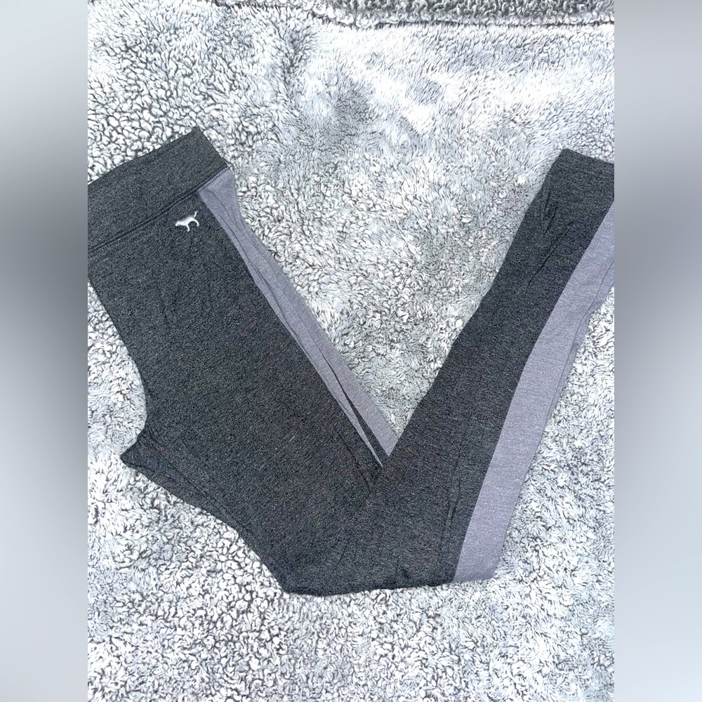 Victoria Secret Pink Grey Leggings